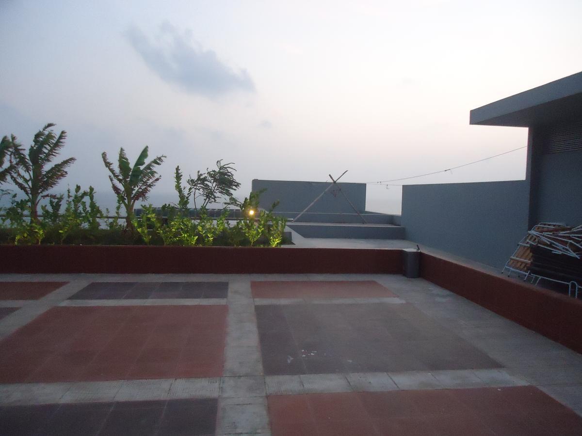 Neeshorgo Hotel & Resort Cox's Bazar Exterior foto